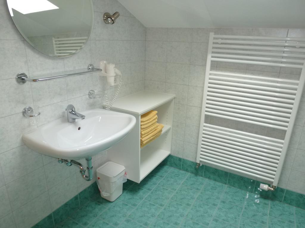 Galler Am Berg San Candido Room photo
